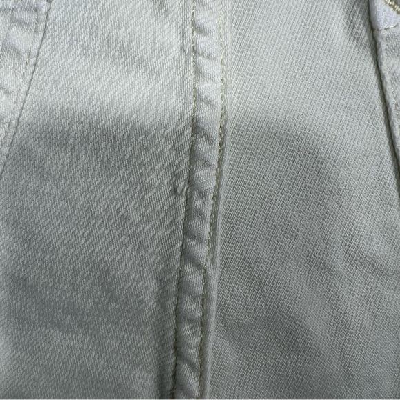 ANA cut off denim shorts size 6 HIGH-RISE
DENIM BOYFRIEND SHORT 5" INSEAM - Picture 5 of 10